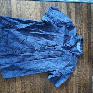 American Eagle Outfitters Zigzag Blue Shirt